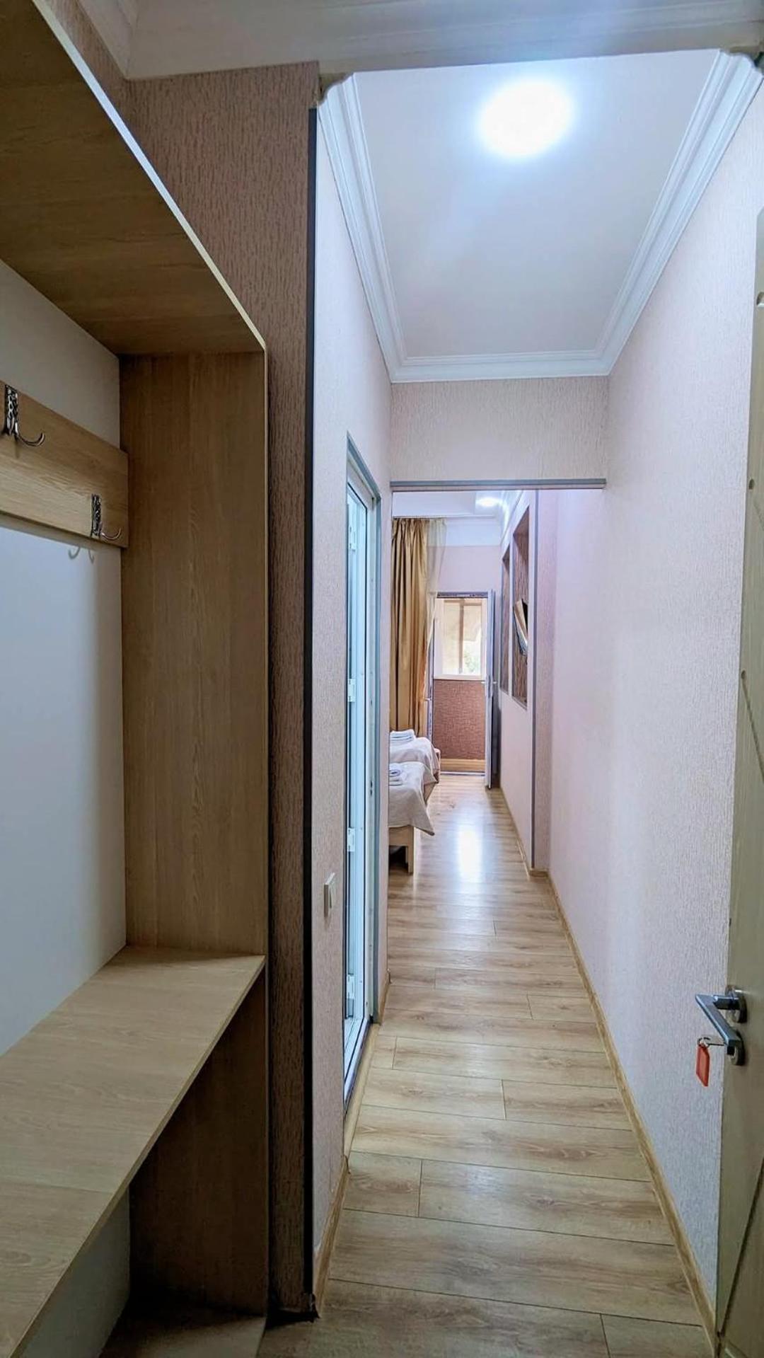 Dkd-Bridge Hotel Tbilisi Esterno foto